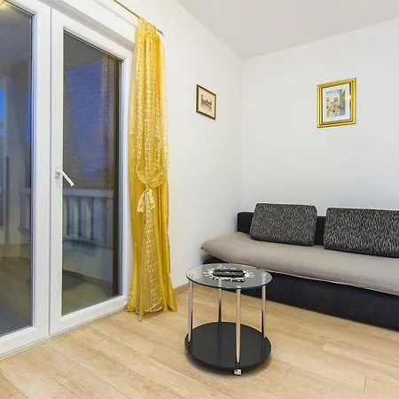 Srdarev Pencov * Vodice