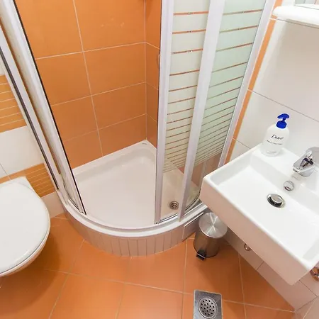 Srdarev Pencov * Vodice