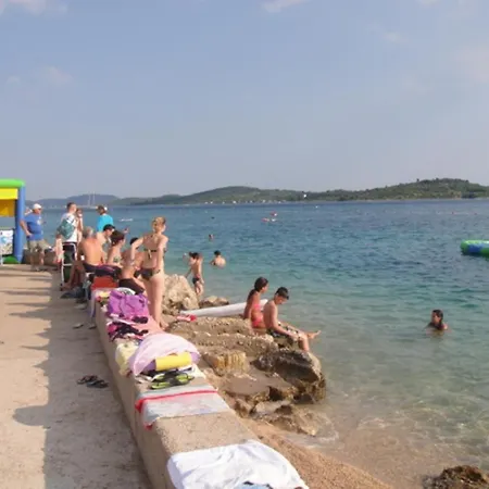 Srdarev Pencov * Vodice