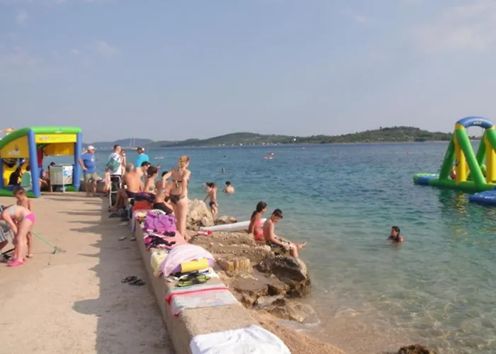 Srdarev Pencov * Vodice